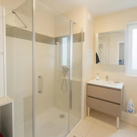 Le Nid Des Etoiles Apartment *